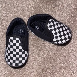 Infant, toddler shoes size 2